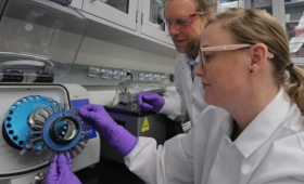 Scientists analyze forensic bone samples
