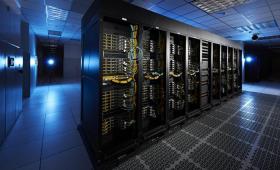 Supercomputer cluster